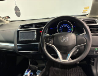 2014 Honda Fit Hybrid F-Package image 302471