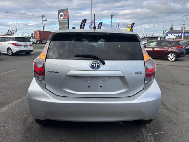2012 Toyota Aqua S Model, Push Start, Reverse Camera, Low KMs image 299867