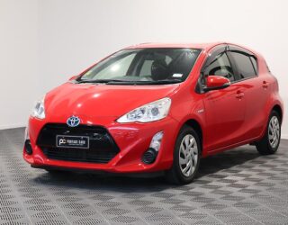 2014 Toyota Aqua G Model, Push Start, Reverse camera, Cruise Control image 312694