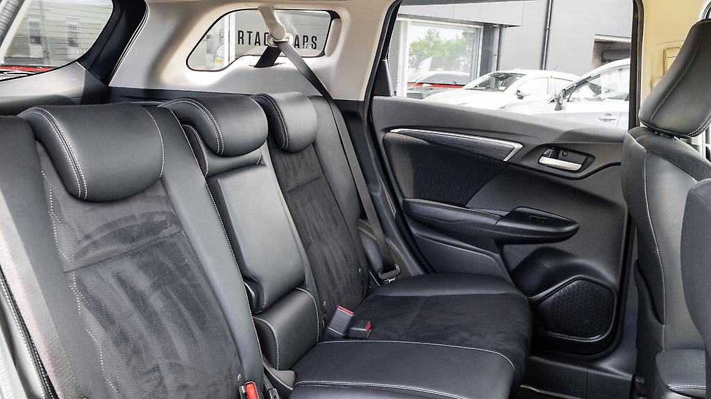 2015 Honda Shuttle Hybrid Z, Heated Seats, Reverse Camera image 312409