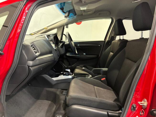 2014 Honda Fit Hybrid F-Package Low KMS image 302335