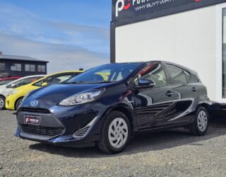 2017 Toyota Aqua S Model, Push Start, Low KMS image 299732