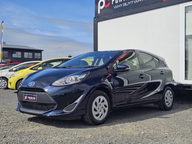 2017 Toyota Aqua S Model, Push Start, Low KMS image 299732