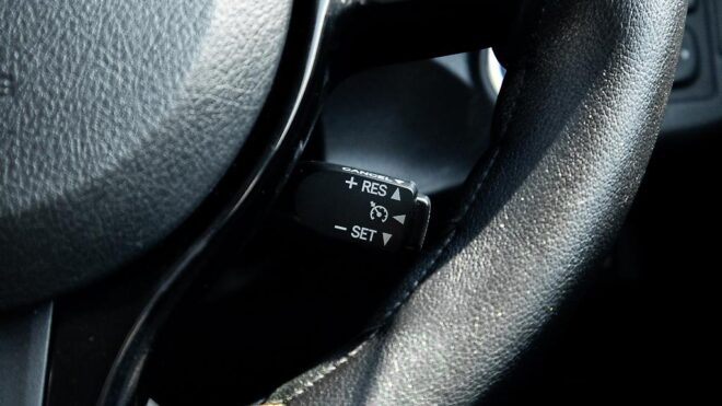 2017 Toyota Vitz Hybrid U spec , Reverse camera, Cruise control image 306537
