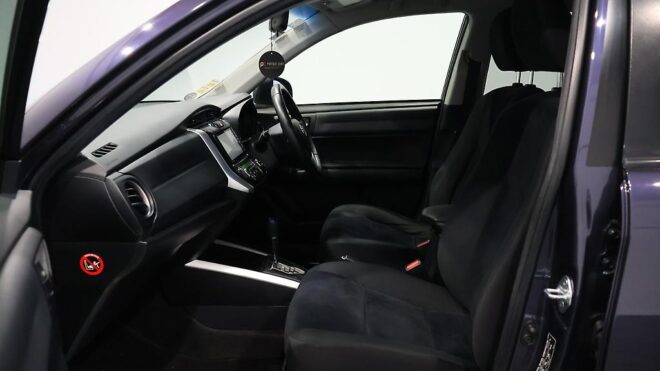 2013 Toyota Corolla Fielder Hybrid G image 306684