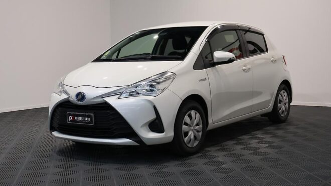 2017 Toyota Vitz Hybrid Jewela image 304026
