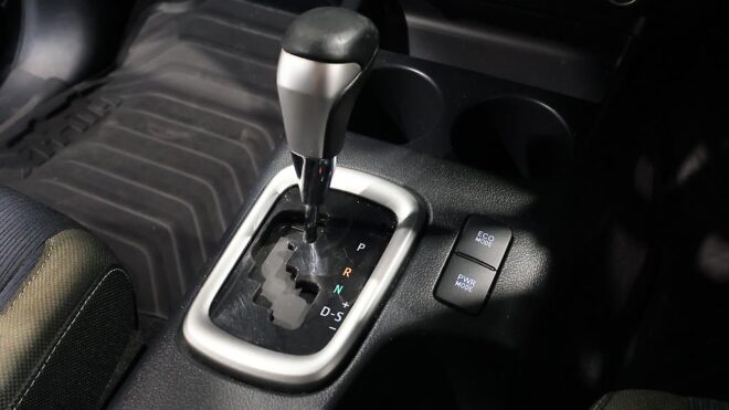 2016 Toyota Hilux SR5 TD DC 2.8D/6AT/U image 307522