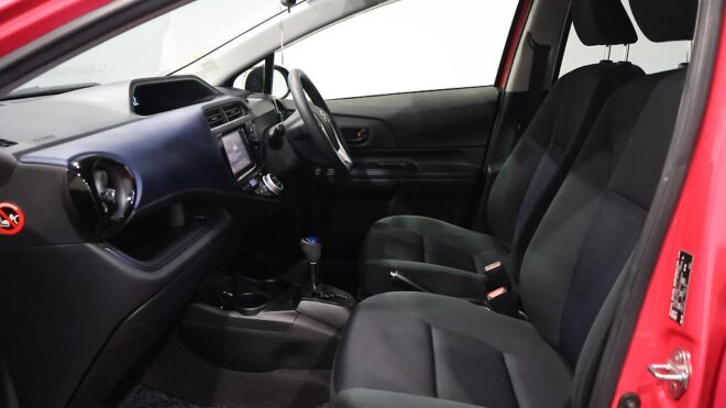 2016 Toyota Aqua S Model, Push Start, Reverse Camera image 307647
