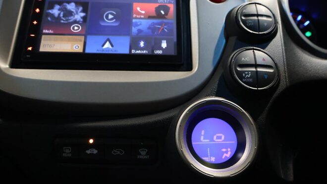 2011 Honda Fit Hybrid, Apple Car Play Radio, Reverse Camera image 308904