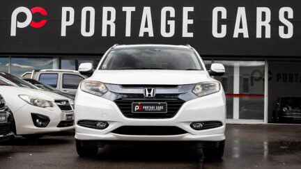 2014 Honda Vezel Hybrid Z Top Spec, Half Leather, Reverse camera image 305006