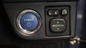 2013 Toyota Corolla Fielder Hybrid G image 306691
