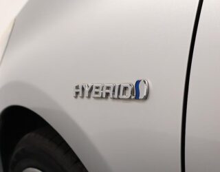 2015 Toyota Aqua Hybrid – X Urban, Push Start, Reverse Camera image 305343