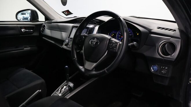 2013 Toyota Corolla Fielder Hybrid G image 306688