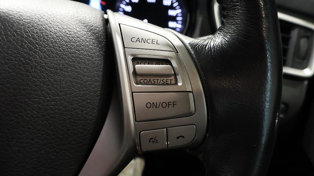 2015 Nissan X-trail 20X Emargency Brake Package image 318569