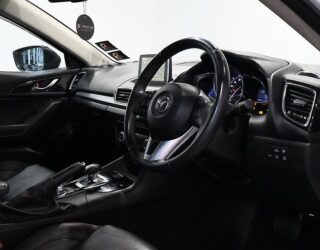 2015 Mazda Axela HYBRID Leather Package image 306479