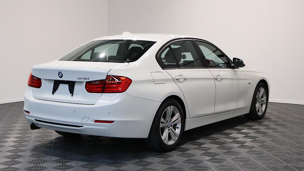 2014 Bmw 320i Sport image 303381