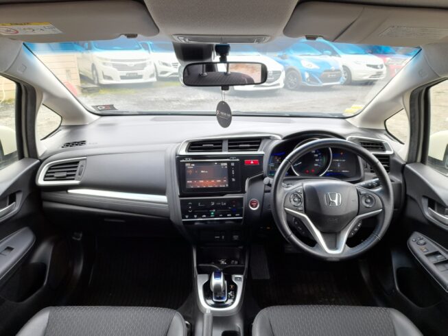 2014 Honda Fit Hybrid L-Package image 304122