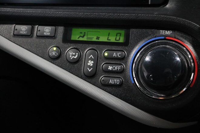 2014 Toyota Aqua S Model, Push Start image 308076