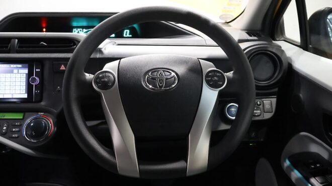 2013 Toyota Aqua S Model, Push Start, Reverse Camera image 308348