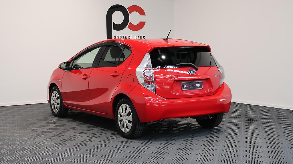 2012 Toyota Aqua Push Button Start image 305105