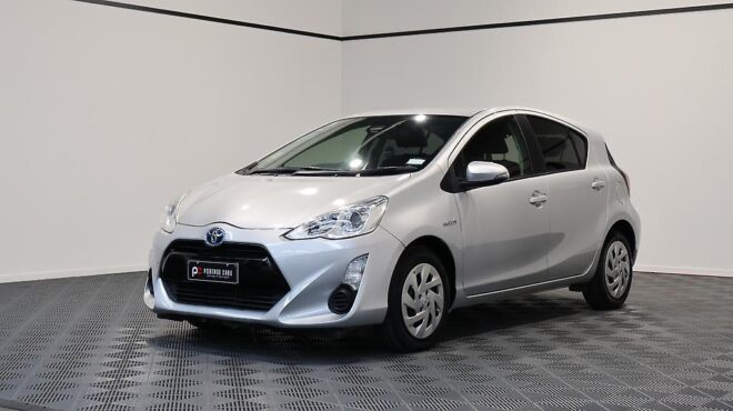 2016 Toyota Aqua S Model, Push Start, Reverse Camera image 304587