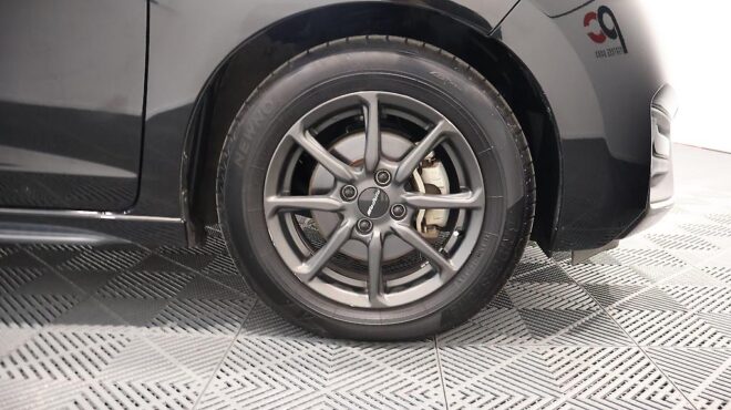 2016 Honda Fit Hybrid Hybrid F-Package image 306059
