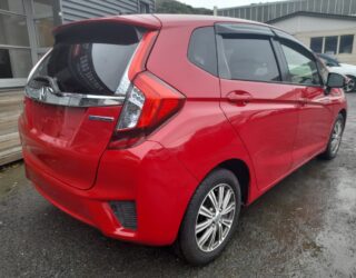 2014 Honda Fit Hybrid F Package image 303727