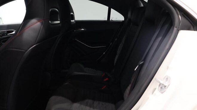2015 Mercedes-benz Cla 250 AMG Line, Half Leather, Low KMS image 303690