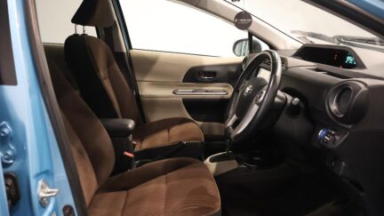 2012 Toyota Aqua G Model, Push Start, Reverse Camera image 307047