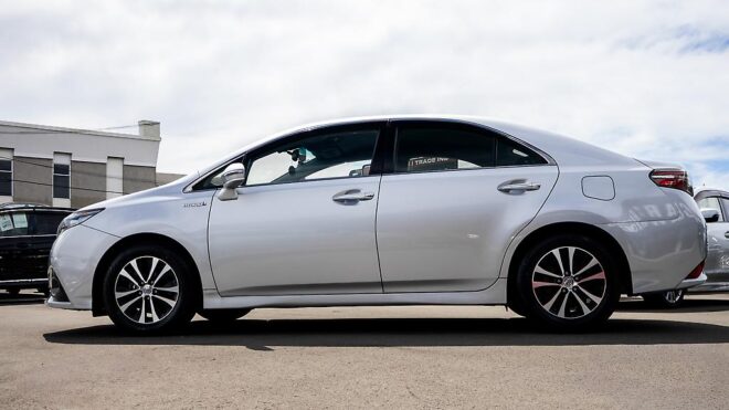 2014 Toyota Sai S C Package,  Hybrid, Cruise control image 306227