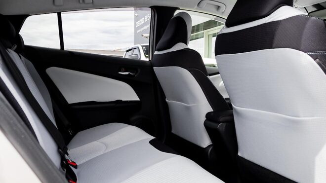 2018 Toyota Prius S SAFETY PLUS image 316770