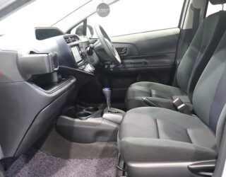 2017 Toyota Aqua S Model, Push Start, Low KMS, Lane Assist, Reverse Camera image 304217