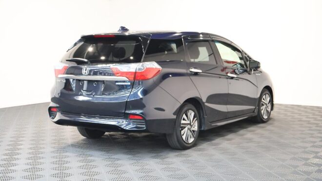 2016 Honda Shuttle Hybrid Style Edition image 306922