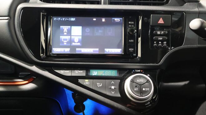 2015 Toyota Aqua X-Urban –  Push Button Start image 304643