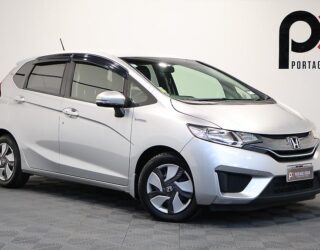 2015 Honda Fit Hybrid F Package image 304132