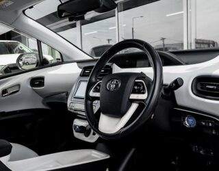 2018 Toyota Prius S SAFETY PLUS image 316772