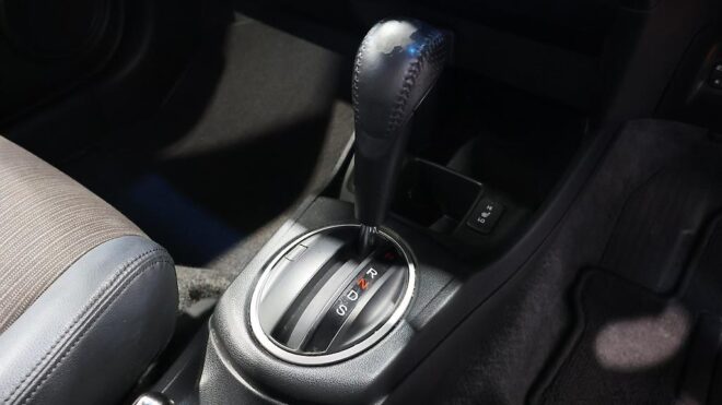 2013 Honda Fit Hybrid, Half Leather, Heated Seats, High Spec image 307237