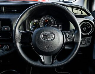 2018 Toyota Vitz Hybrid F Safety Edition image 305413