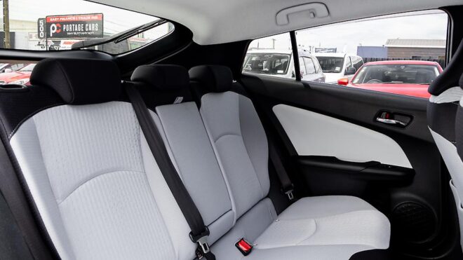 2018 Toyota Prius S SAFETY PLUS image 316769