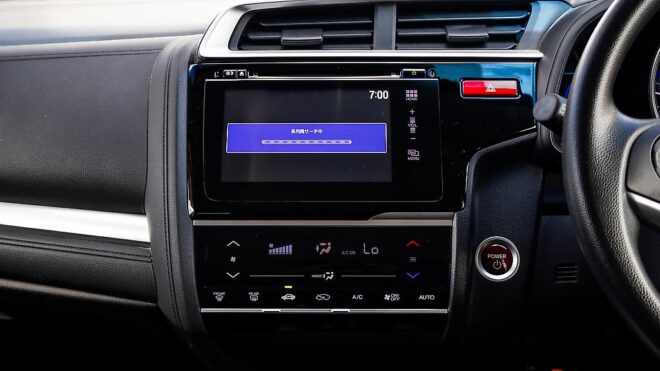 2014 Honda Fit Hybrid F Package image 318795