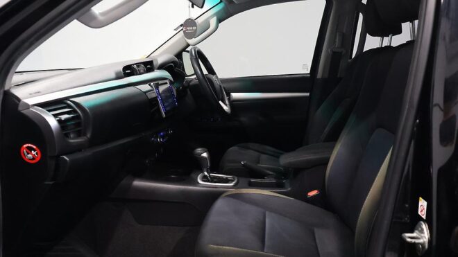 2016 Toyota Hilux SR5 TD DC 2.8D/6AT/U image 307511