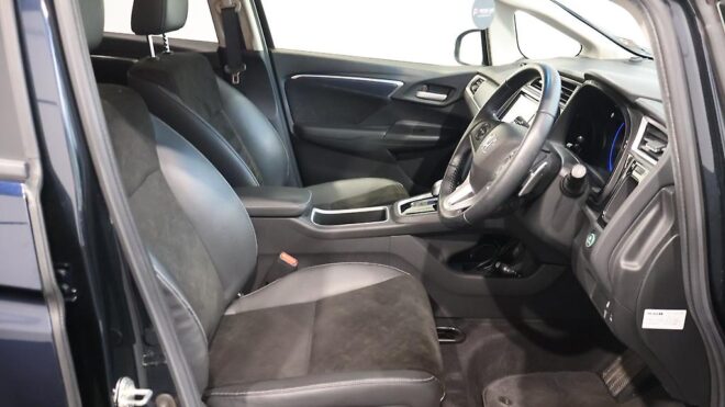 2016 Honda Shuttle Hybrid Style Edition image 306925