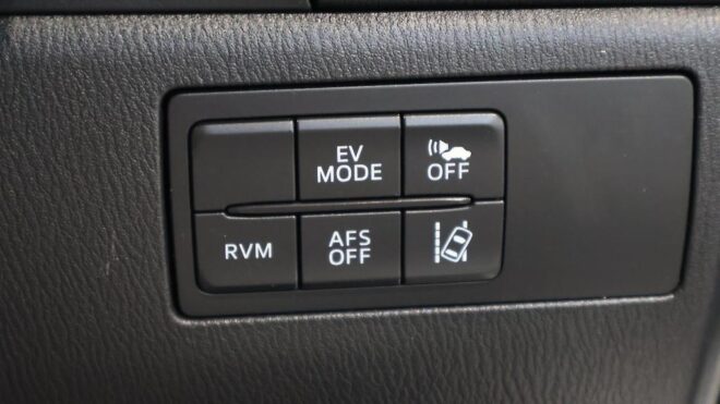 2015 Mazda Axela HYBRID Leather Package image 306478