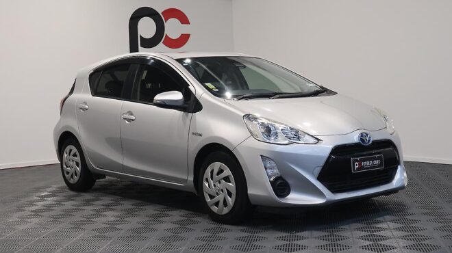 2017 Toyota Aqua S Model, Push Start, Low KMS, Lane Assist, Reverse Camera image 304202