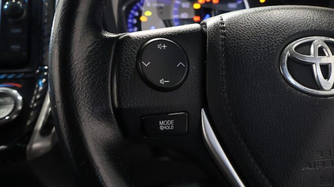 2014 Toyota Corolla G Model, Push Start, Reverse Camera image 307178