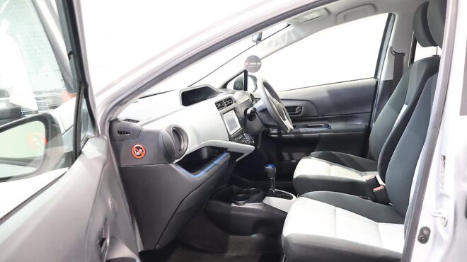 2014 Toyota Aqua S Model, Push Start, Reverse Camera image 305178