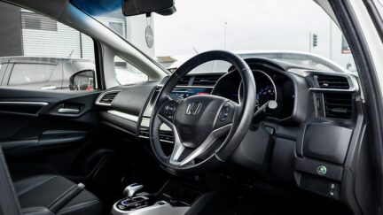 2014 Honda Fit Hybrid L-Package image 318944