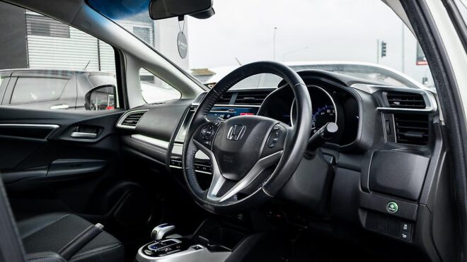 2014 Honda Fit Hybrid L-Package image 318944