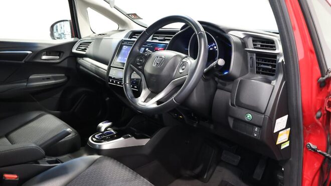 2014 Honda Fit Hybrid Leather-PKG image 306009