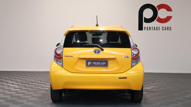 2013 Toyota Aqua S Model, Push Start, Reverse Camera image 308340